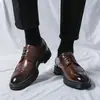 Nuevos Zapatos de Cuero Casual de Negocios Brogue para Hombre, Cómodos y Transpirables Mocasines Slip-On con Borlas para Hombre Serie
