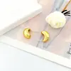 Diseño de nicho pendientes pequeños de botón de frijol para mujer Corea del Sur personalidad simples versátiles pendientes de temperamento pendientes estilo frío pendientes de mujer
