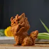Adornos de Talla en Madera de Tuya Pieza de Mango Bestia Rui Kirin Gusano de Té Hogar Portátil para Hombre Artesanías de Animales del Zodiaco Cultural