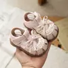 Diadema de encaje para bebé niña Sandalias 2026 Verano Nuevo Suela suave Hueco Caminante para niño pequeño Bebé Sandalias dulces