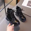 Botas de Plataforma Gruesa Retro. Botas Martens Mujer 2026 Otoño/Invierno Nuevo Estilo Felpa Adentro Versátil Súper Elegantes Punta Redonda Con Cordones Botines Tobilleros Mujer