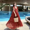 Moda Verão 2026 Casual Redutor de Idade Emagrecimento Renda Retrô Bainha Larga Vestido Longo de Tencel para Férias com Cinto