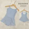 Novo Traje de Dança Infantil com Suspensórios e Conjunto de Saia Peça Única para Meninas, Adequado para Exames de Dança, Dança Étnica Chinesa, Saia de Ballet e Avental