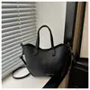 Estilo Coreano Gran Capacidad 2026 Simple Casual Retro Color Sólido Gran Capacidad para Viajar al Trabajo Bolso Cubo de Hombro Único Cruzado