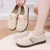 Sapatos Casuais Femininos de Verão em Malha, Sapatos Respiráveis Vazados de Tecido Old Beijing, Sola Macia Confortável com Cadarço para Mães