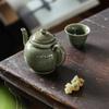 Tetera de celadón Yue Kiln, tetera individual de alta gama, juego de té de kung fu para el hogar, patrón Ruyi, cerámica, filtro de gran capacidad