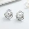 Pendientes de Botón Geométricos Retro de ABS con Perlas de Imitación, Pendientes Metálicos de Alta Gama para Mujer, Pendientes Sencillos y Versátiles para el Día a Día con Estilo Elegante