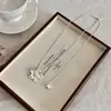 Collar de Flor de Metal Tridimensional Vintage para Mujer, Colgante de Diseño de Nicho con Cordón de Cuero Ajustable, Cadena para Suéter, Accesorio de Alta Gama