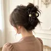 Pinza para el pelo redonda color marrón Melard para mujer, Accesorio para el pelo retro francés de nicho nuevo, Pinza de tiburón elegante de alta gama
