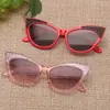 Nuevas Gafas de Sol Triangulares Europeas y Americanas para Niños Ojo de Gato Lindas Divertidas para Niños Moda Personalizadas Protectoras Solares para Exteriores Gafas de Sol Transfronterizas