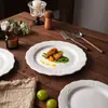 Plato de aperitivo en relieve estilo europeo Jane plato de cerámica de corte plato para comida occidental plato de casa plato creativo de encaje plato para pastel