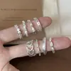 Anéis Finos de Empilhar Círculo Doce Versátil Elegante para Mulheres Design de Nicho Moda Elegante Anéis Abertos Anéis para Dedo Indicador Tendência
