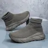 Nuevos Zapatos Calcetín Tejido Volador para Hombre Transfronterizos de Talla Grande Suela Gruesa Caña Alta Zapatos para Enamorados Zapatilla de Malla Transpirable Ligera para Pie