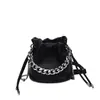 Bolsas Femininas da Moda Deste Ano, Grande Capacidade, Novo Estilo 2026, Bolsa de Ombro Cruzado Texturizada, Bolsa de Balde com Corrente para o Verão e o Trabalho