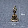 Llavero colgante de campana antigua auspiciosa de latón puro Xizang sonajero demoníaco religioso pequeño de bronce al por mayor
