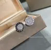 Nuevo Collar Redondo de Moneda de Gama Alta con Nácar de Doble Cara, Moneda Gruesa de Cobre Chapada en Oro de 18K, Incrustación Completa de Diamantes CNC, Cadena Versátil para Clavícula de Lujo Ligero