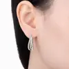 Suministro Exclusivo Transfronterizo de Populares Aretes de Aro Curvos de Cobre Blanco de Tres Círculos, Aretes Originales Ligeros de Lujo de Moda Versátiles para Mujer