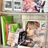 Caja de Almacenamiento a Prueba de Polvo para Discos de Vinilo y CDs Estante de Exhibición para Colección de Postales y CDs de CD Estante para Colocar Muñecos de Álbumes