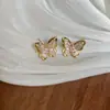 Brincos de Tarraxa Borboleta Vazada Zircônia Estilo Francês, Brincos de Tarraxa Exquisitos de Luxo Leve de Alta Qualidade, Brincos com Design Versátil da Moda