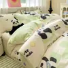 Conjunto de quatro peças 100% algodão puro de Xinjiang Classe A, roupa de cama totalmente em algodão adequada para dormir nu, qualidade para mãe e bebê, inclui lençol de baixo e fronha, conjunto de três peças para dormitório