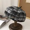 Otoño e Invierno Nuevo Boina de Cuadros con Etiqueta Pequeña Sombrero Artístico Sombrero para Mujer Adulta Sombrero de Pintor Versátil para Exteriores Lady 27