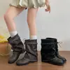 Botas tachonadas de moda, nuevo estilo con cordón en el tobillo, tacón grueso, cómodas y versátiles, acabado similar al cuero para mujer, diseño elegante, primavera/otoño 2026