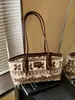 Bolsa Tote Retrô para o Dia a Dia, Grande Capacidade, High-End, Fashion, Versátil Bolsa de Lã para Mulheres, Bolsa de Ombro Estilo Coreano para Outono e Inverno para Mulheres