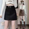 Falda negra para mujer para primavera y otoño 2026, nueva falda corta ajustada de cuero PU de cintura alta, falda de cuero ajustada a la cadera para mujeres petite, falda de línea A