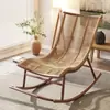 Mecedora de suministro para comercio exterior, sillón reclinable para uso doméstico, adecuado para personas mayores, jardín y siestas de la tarde.; mecedora estilo ratán, cómoda para relajarse y dormir