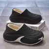 Nuevas pantuflas de algodón EVA 2026, impermeables y resistentes a las manchas, unisex, forradas para el invierno para mayor calidez, con diseño de talón cerrado, adecuadas para usar en exteriores y con suela gruesa