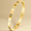 Pulseira Feminina de Aço Inoxidável com Diamantes, Não Desbota, Aço Titânio Tricolor, Versão Estreita de 4mm com Dez Diamantes, Pulseira com Fecho Clássico Atacado
