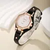 2025 Nuevo Reloj Decorativo de Cuarzo para Dama Aleación Delgado Color Sólido Moda Estilo Punk Atractivo Reloj con Remaches