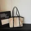 Bolso Tote de Moda 2026 para Viajes de Trabajo para Mujeres, Gran Capacidad, Bolso de Hombro Simple y Versátil, Bolso de Mano, Bolso Tejido Estilo Coreano