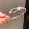 Pulseira de Ouro Real 18K Galvanizado com Fivela de Nó Torcido em Zircônia, Pulseira Fashion e Simples, Sensação de Luxo Leve e de Alta Qualidade, Joias Femininas