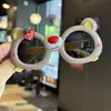 Óculos de Sol Desenho Urso Morango Óculos de Sol para Brincar nas Férias das Crianças Proteção Solar Óculos Personalizados Moda Infantil Bonito