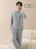 Pijama de medio polar para hombre, otoño e invierno, engrosado con polar, ropa de estar de polar coral, adecuado para adolescentes, se puede usar como ropa exterior, cuello redondo, estilo pullover, diseño nuevo
