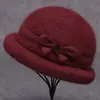 Boina cálida de otoño e invierno para mujeres mayores, sombrero de abuela moderno y grueso, sombrero tipo cubo de terciopelo dorado