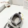 Nuevos 28-38 Dos Algodones Suela Ligera Zapatos Deportivos para Niños Medianos y Grandes Zapatos de Viaje para Niños Estudiantes Casuales Zapatos de Papá