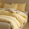 Juego de cuatro piezas de algodón puro cepillado de lujo ligero para otoño e invierno, juego de ropa de cama de tres piezas de color liso bicolor de algodón cálido y grueso
