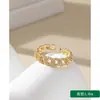 Novos Anéis Pequenos de Cubo de Açúcar com um Toque de Luxo de Nicho, Atacado de Joias Transfronteiriço, Acessórios de Zircônia Diretamente do Fabricante