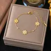 Pulsera de Acero de Titanio Serie Margarita, Exquisita Joyería Pequeña Estilo Coreano para Niñas, Joyería de Pulsera, Suministro Especial Transfronterizo Artículos Pequeños