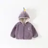 Jaqueta com Capuz de Coral Fleece para Bebê Roupas de Inverno 26 Outono Inverno Novidades Meninos Meninas Bebês Crianças Desenho Animado Quente Top Tendência