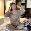 Pijama Coreano de Color Café con Estampado de Leopardo para Mujer, Tejido de Seda Helada, Conjunto Cómodo de Manga Larga para el Hogar, Otoño e Invierno