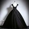 Vestido de noche negro para anfitriona, nuevo modelo 2026, vestido largo de lujo ligero de alta gama para ceremonias de adultos, exámenes de arte y actuaciones, con una falda elegante y voluminosa