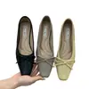 Zapatos planos para mujer 2026 verano nuevo estilo punta cuadrada suela blanda rosa nude moda casual zapatos elegantes boca poco profunda zapatos de mujer
