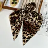 Goma para el pelo scrunchie vintage con estampado de leopardo y diseño de pañuelo de seda, estilo coreano, versátil, para coleta baja, accesorio para el cabello respetuoso con el cabello