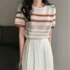 Camiseta de Punto de Manga Corta Verano Nueva Ropa para Mujer 2024 Estilo Interior Top que Reduce la Edad Camiseta de Rayas Versátil para Combinar