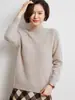 Suéter grueso de cachemira pura con cuello semi-alto y hombros raglán, una capa base cálida y versátil para mujer, un top de punto elegante y versátil