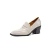 Mocassins de couro simples e versáteis para o trabalho, sapatos femininos de couro genuíno com salto ultralto e bico quadrado, outono de 2026