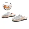 Pantuflas cerradas para mujer 2026 estilo nuevo de verano con pedrería, malla transpirable, diseño hueco, adecuadas para usar al aire libre, zapatos planos casuales para mujer